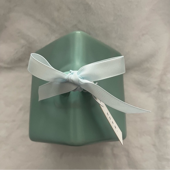 RAE DUNN  |  VACANCY Birdhouse - Picture 4 of 8